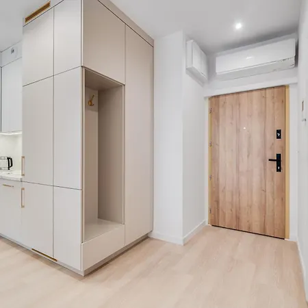 Apartmán Sikorskiego 13 By Homeprime Vratislav