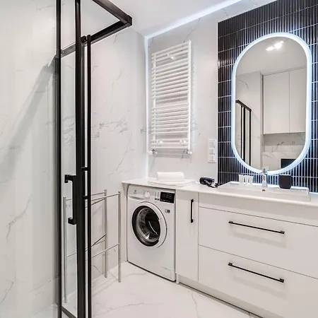 Sikorskiego 13 By Homeprime * Vratislav